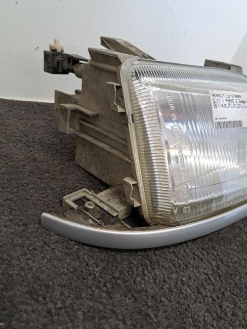 Image Optique avant principal droit (feux)(phare) - RENAULT CLIO 1