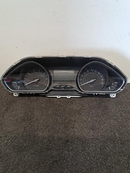 Image Compteur - PEUGEOT 208 1