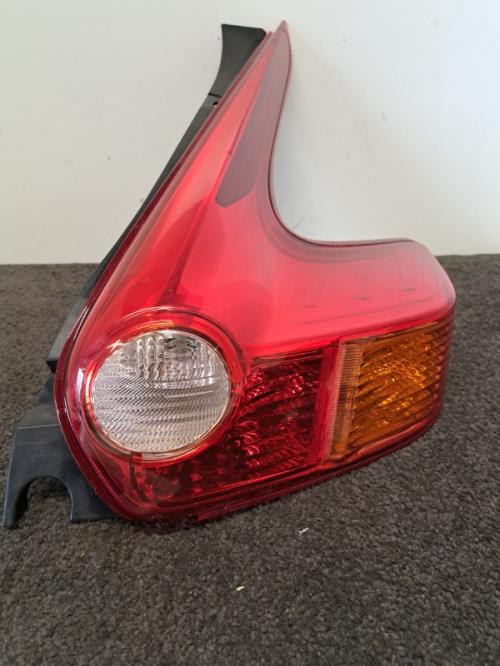 Image Feu arriere principal droit (feux) - NISSAN JUKE 1