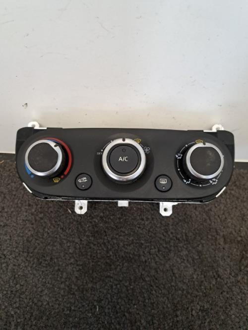 Image Commande chauffage - RENAULT CLIO 4