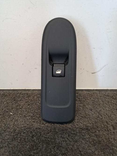 Image Interrupteur de leve vitre avant droit - CITROEN C5 2