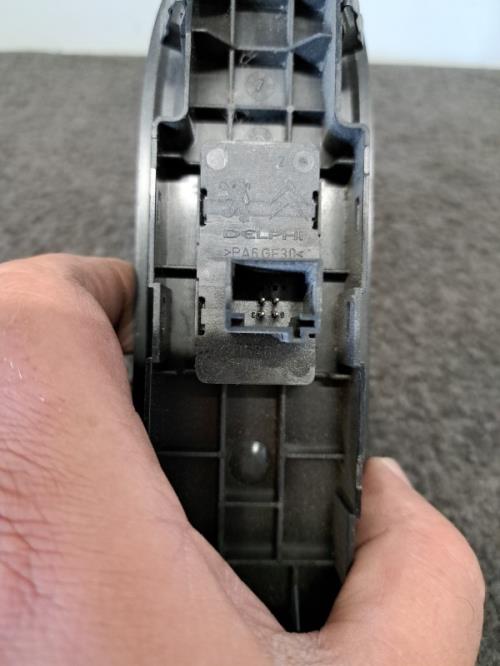Image Interrupteur de leve vitre avant droit - CITROEN C5 2