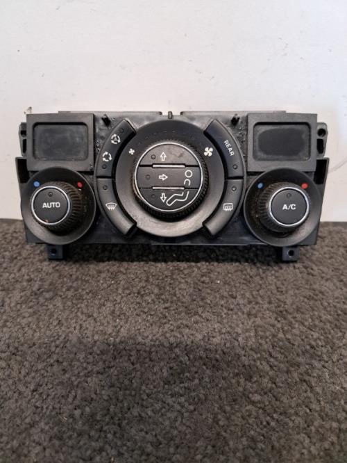 Image Commande chauffage - PEUGEOT 5008 1