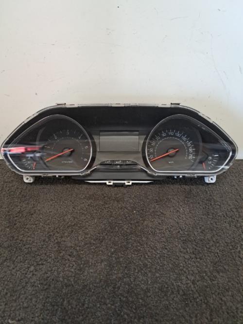 Image Compteur - PEUGEOT 208 1