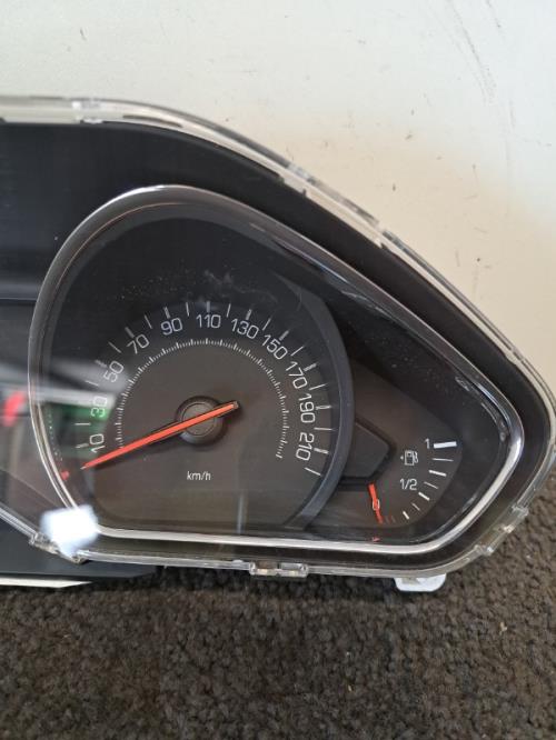 Image Compteur - PEUGEOT 208 1