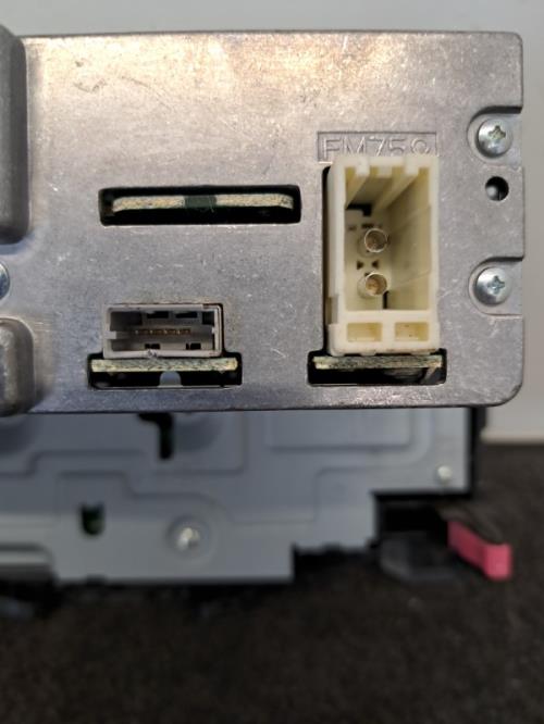 Image Autoradio d'origine - PEUGEOT 108