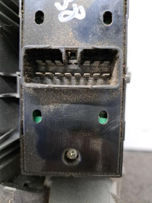 Image Interrupteur de leve vitre avant gauche - KIA SOUL 1