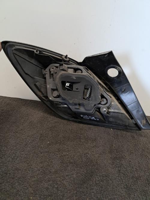 Image Feu arriere principal droit (feux) - OPEL ASTRA H