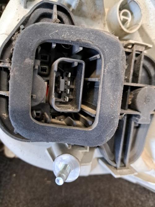 Image Feu arriere principal gauche (feux) - VOLKSWAGEN GOLF 5