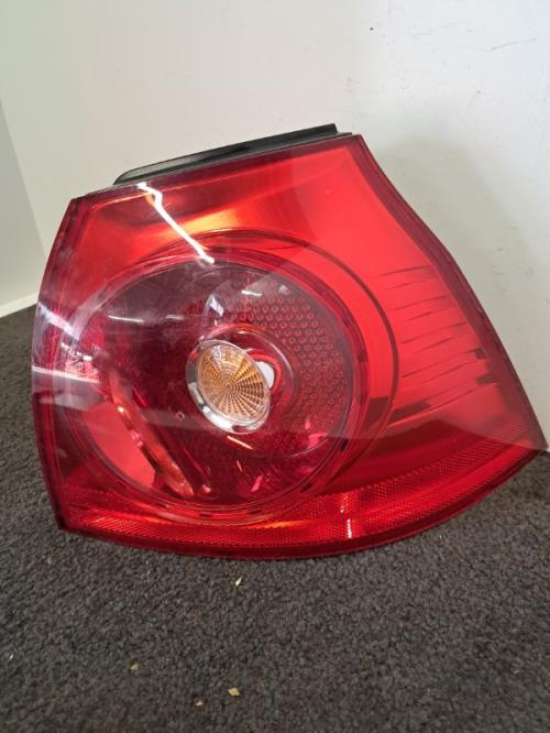 Image Feu arriere principal droit (feux) - VOLKSWAGEN GOLF 5
