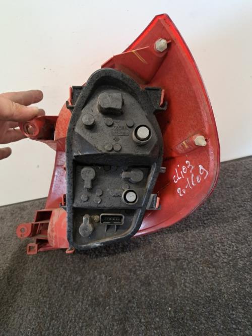 Image Feu arriere principal gauche (feux) - RENAULT CLIO 3