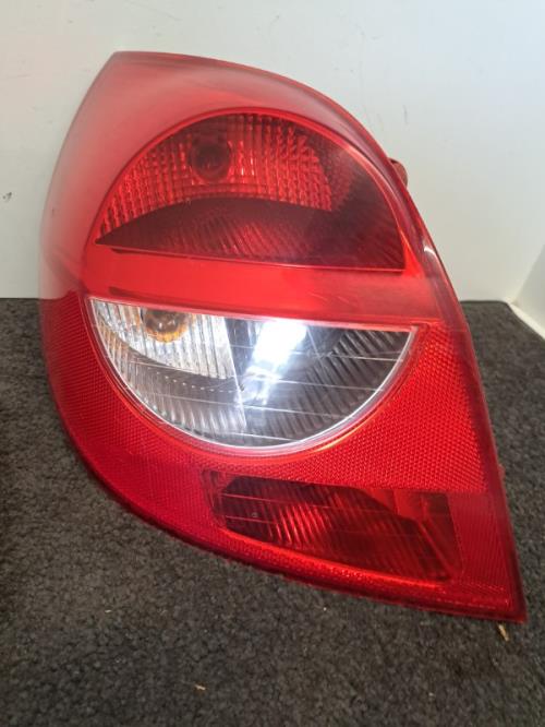 Image Feu arriere principal gauche (feux) - RENAULT CLIO 3