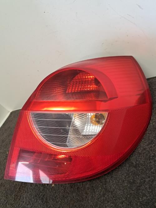 Image Feu arriere principal droit (feux) - RENAULT CLIO 3