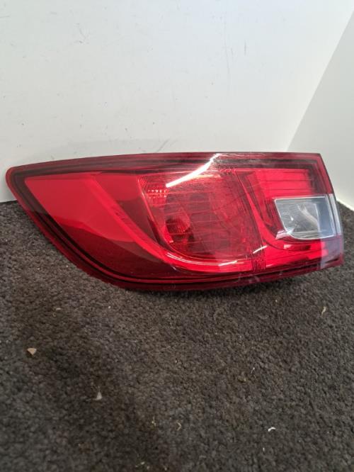 Image Feu arriere principal gauche (feux) - RENAULT CLIO 4