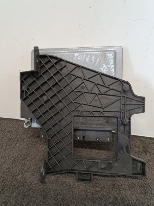 Image Calculateur moteur - RENAULT MEGANE 4