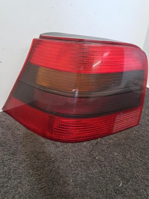 Image Feu arriere principal gauche (feux) - VOLKSWAGEN GOLF 4
