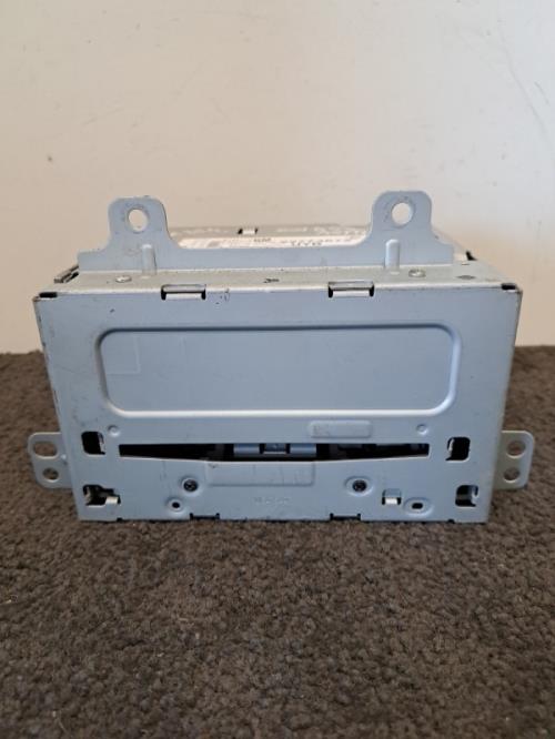 Image Autoradio d'origine - OPEL ASTRA J