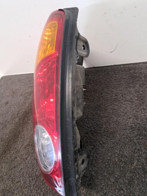 Image Feu arriere principal gauche (feux) - MITSUBISHI L200 IV