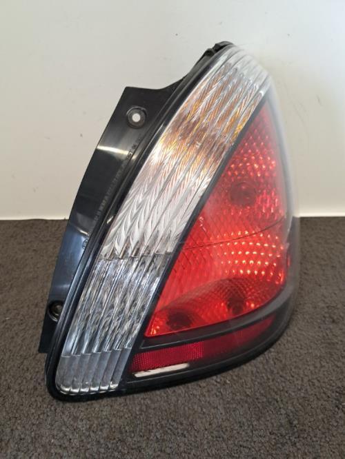 Image Feu arriere principal droit (feux) - KIA RIO 2