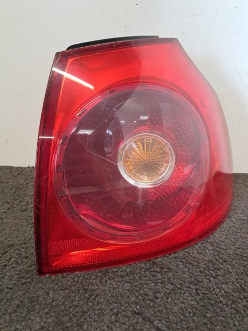 Image Feu arriere principal droit (feux) - VOLKSWAGEN GOLF 5
