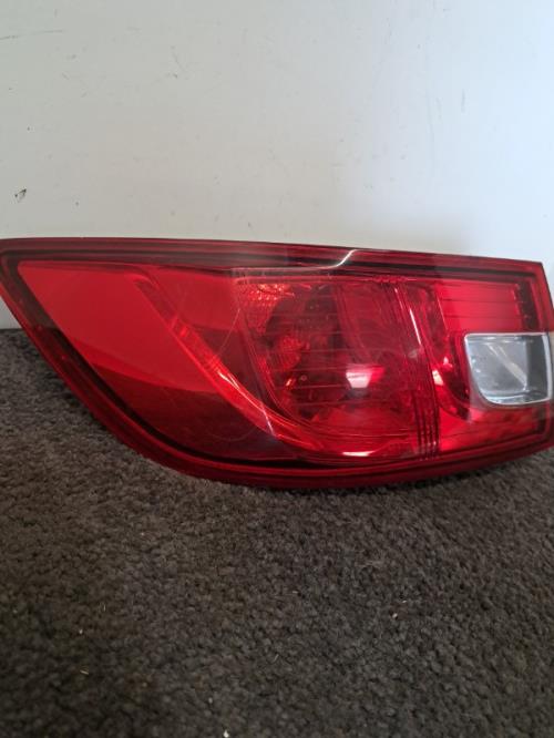 Image Feu arriere principal gauche (feux) - RENAULT CLIO 4