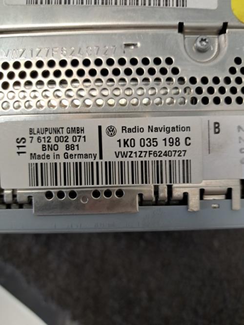 Image Autoradio d'origine - VOLKSWAGEN PASSAT 5