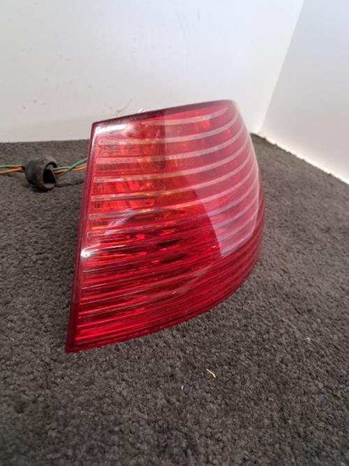 Image Feu arriere principal droit (feux) - PEUGEOT 607