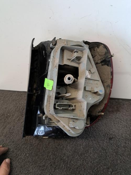 Image Feu arriere principal gauche (feux) - VOLKSWAGEN FOX