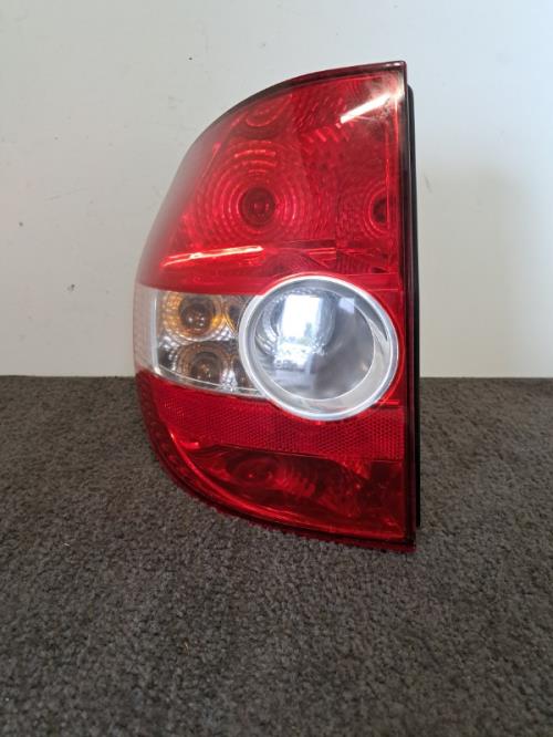 Image Feu arriere principal gauche (feux) - VOLKSWAGEN FOX