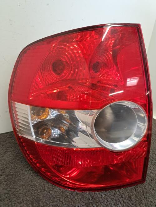 Image Feu arriere principal gauche (feux) - VOLKSWAGEN FOX