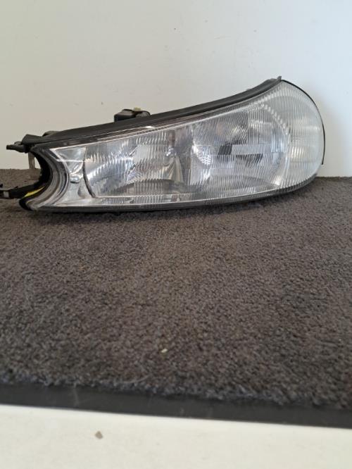 Image Optique avant principal gauche (feux)(phare) - FORD MONDEO 1