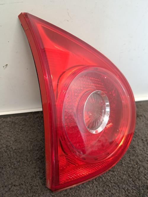 Image Feu arriere secondaire gauche (feux) - VOLKSWAGEN GOLF 5