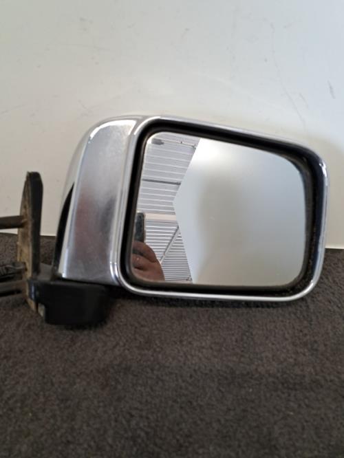 Image Retroviseur droit - NISSAN NAVARA 1