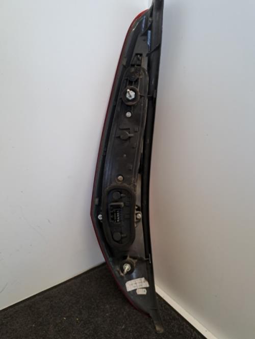 Image Feu arriere principal droit (feux) - FIAT PUNTO 2