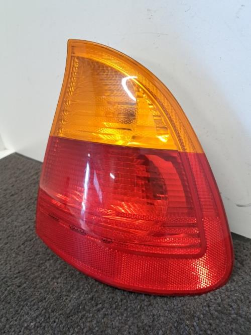 Image Feu arriere principal droit (feux) - BMW SERIE 3 E46