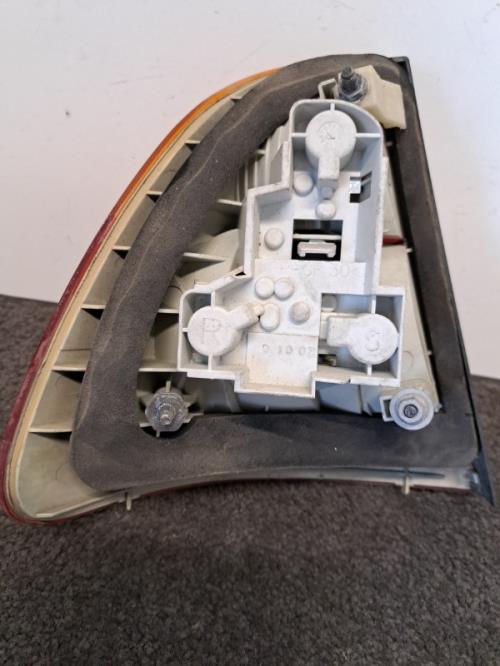 Image Feu arriere principal droit (feux) - BMW SERIE 3 E46