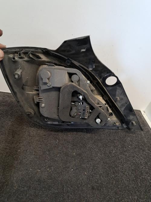 Image Feu arriere principal droit (feux) - OPEL ASTRA 1.7CDTI