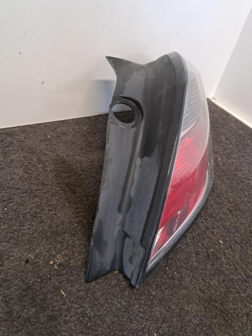 Image Feu arriere principal droit (feux) - OPEL ASTRA 1.7CDTI
