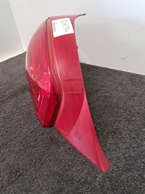 Image Feu arriere principal gauche (feux) - PEUGEOT 208 1