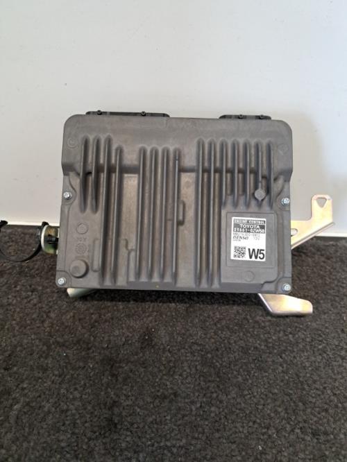Image Calculateur moteur - TOYOTA COROLLA E21