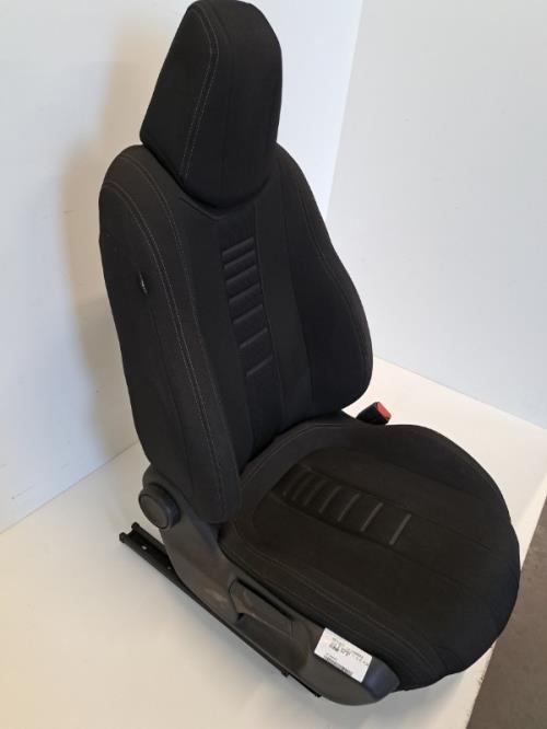 Image Siege avant droit - PEUGEOT 308 2