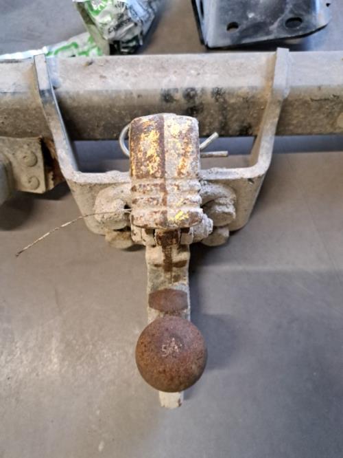 Image Attelage (boule de remorquage) - RENAULT MASTER 3