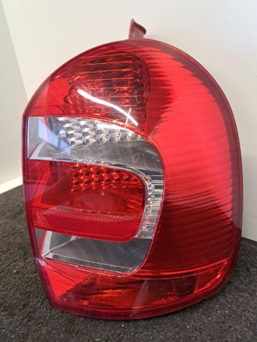 Image Feu arriere principal droit (feux) - RENAULT GRAND MODUS