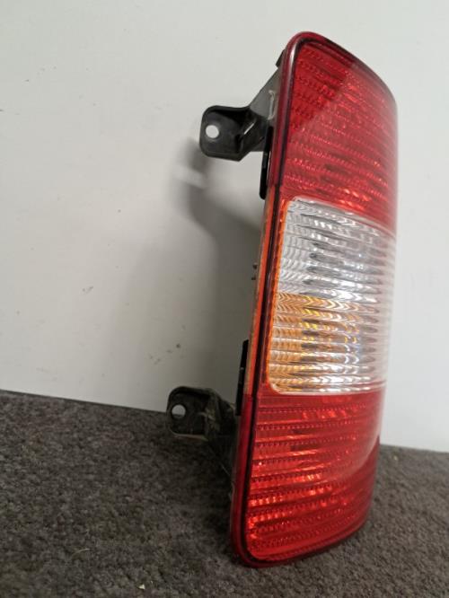 Image Feu arriere principal droit (feux) - VOLKSWAGEN CADDY 3