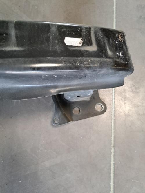 Image Renfort pare choc avant (traverse) - VOLKSWAGEN CADDY 3