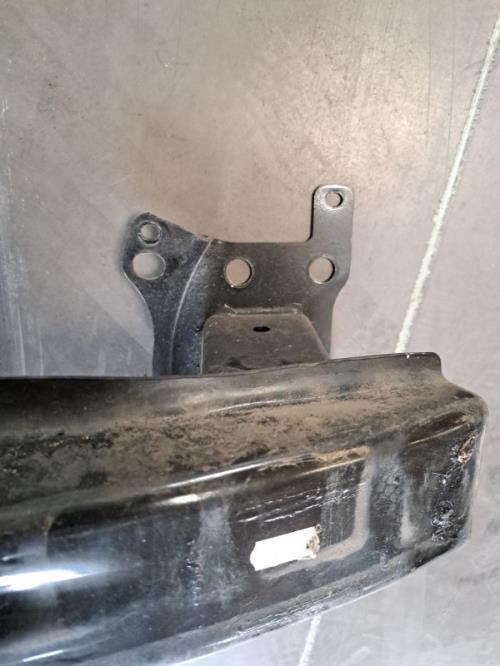 Image Renfort pare choc avant (traverse) - VOLKSWAGEN CADDY 3