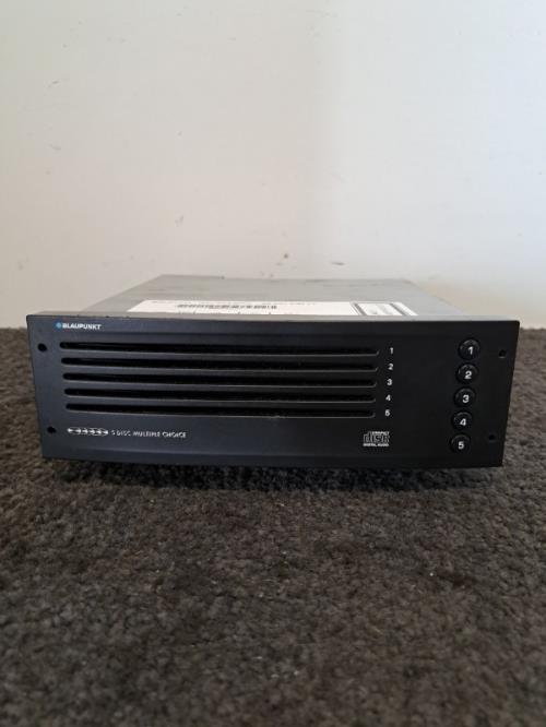 Image Chargeur CD - PEUGEOT 207