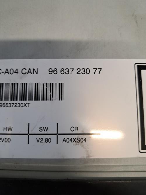 Image Chargeur CD - PEUGEOT 207