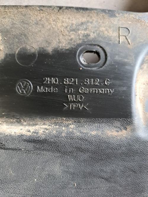 Image Bavette arriere droit - VOLKSWAGEN AMAROK