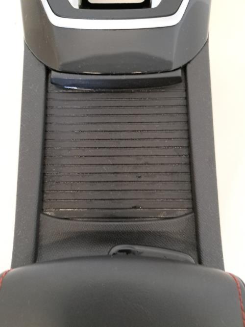 Image Console central (interieur plastique) - PEUGEOT 308 2